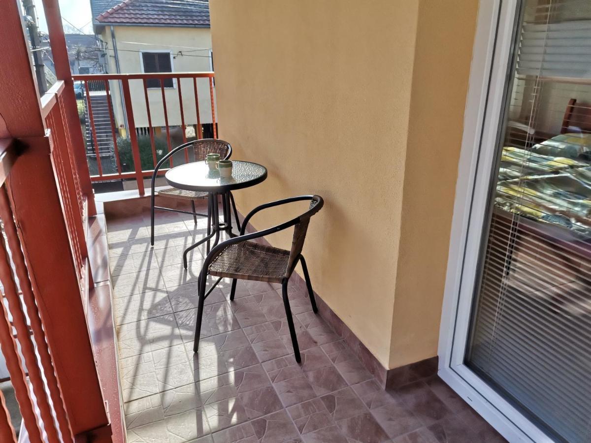 Gyoengyvirag Apartmanhaz Hajdúszoboszló Dış mekan fotoğraf